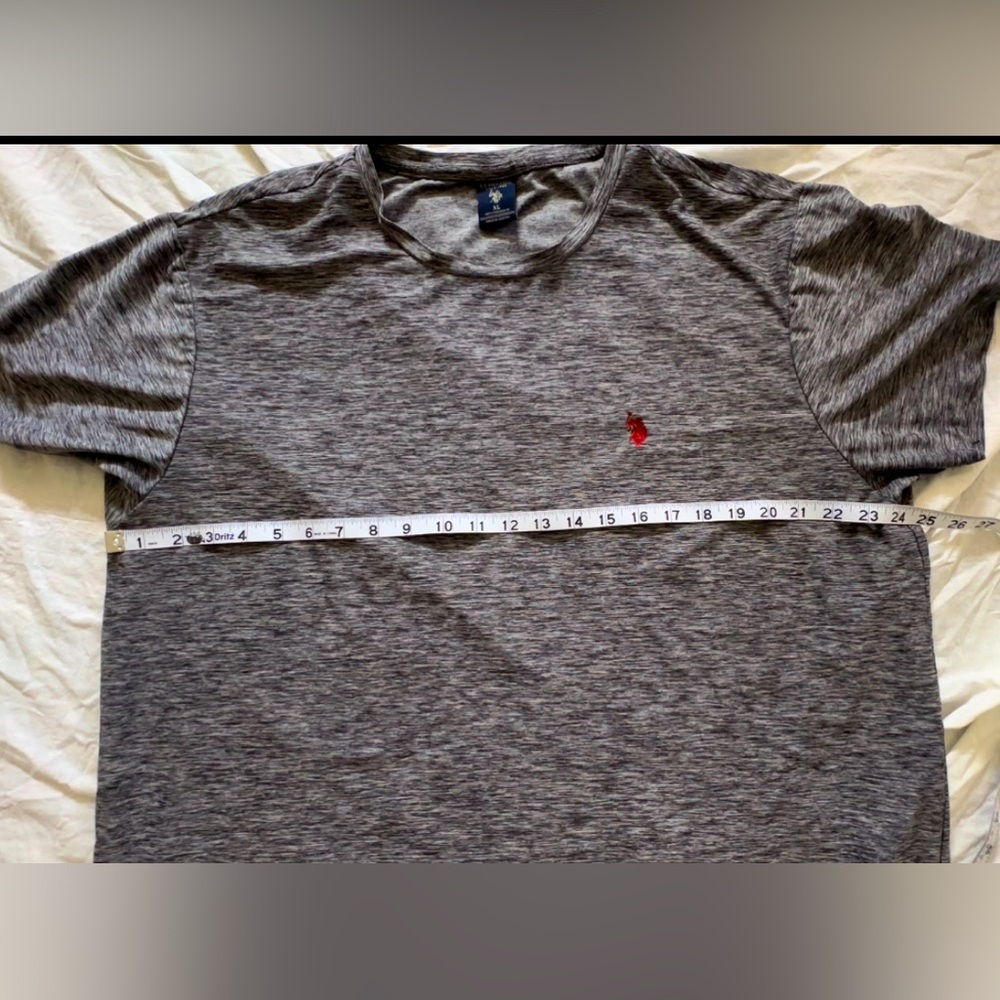 U.S. Polo Association men’s t shirt. Stretchy material. Size XL. Like new.